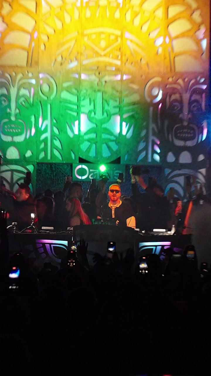 Fotograma del aftermovie de OASIS